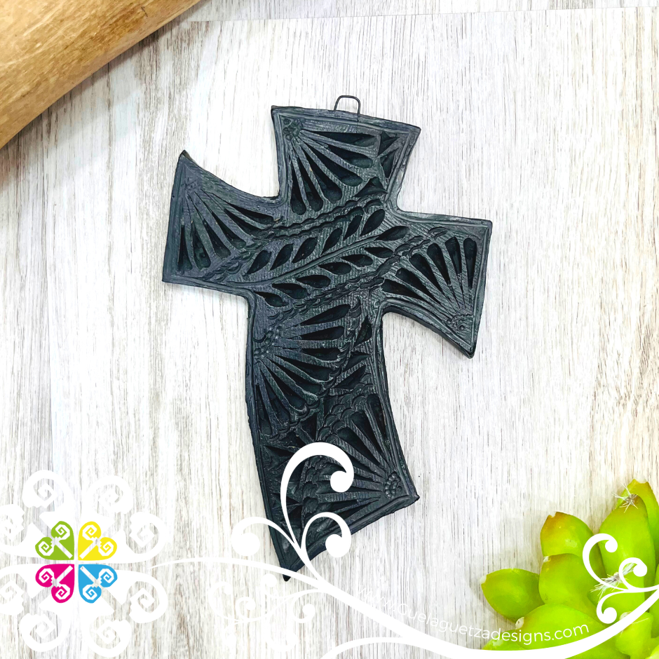 Calado Graven Cross - Barro Negro Oaxaca – Guelaguetza Designs