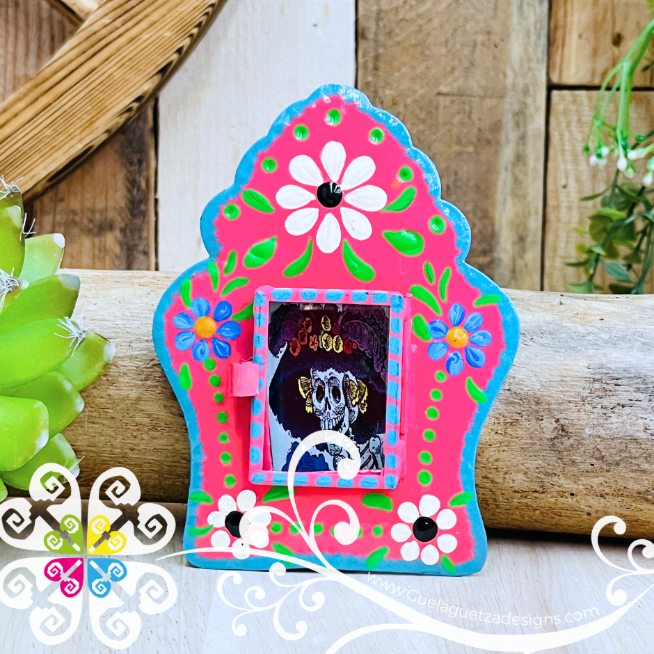 Small Catrina Nicho Frame - Hojalata San Miguel Collection