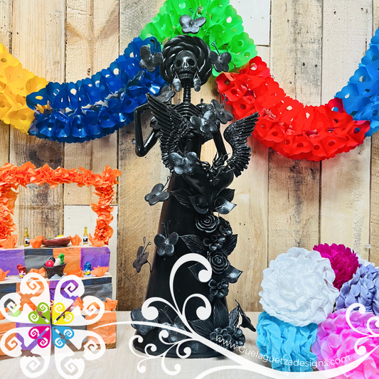 Medium Black Fina Clay Catrina  - Capula Clay Home