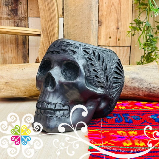 Medium Macetera Craneo  - Black Clay Oaxaca