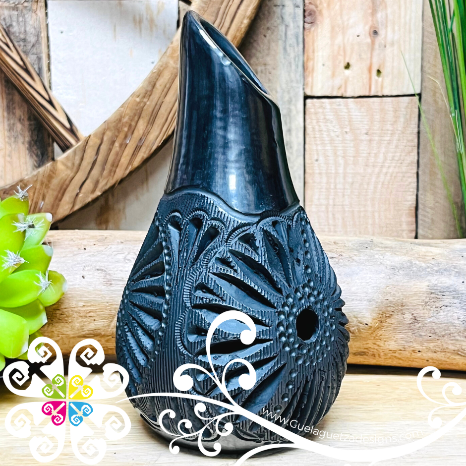 Medium Angled Black Clay Vase - Barro Negro Oaxaca – Guelaguetza Designs