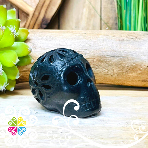 Small Calado Skull  - Black Clay Oaxaca