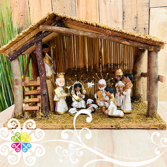 White/Gold Clay Nativity Set - Nacimiento Navideno