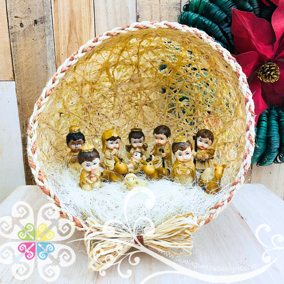 Medium Nacimiento Mimbre - Wicker Nativity Scene - Nacimiento Navideno