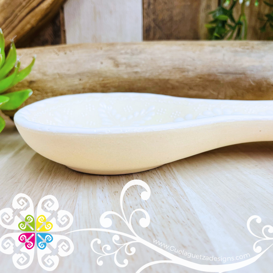White Dalia Spoon Rest - Barro Alta Temperatura - Spoon Rest