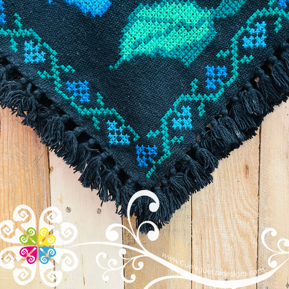 Calla Lilly Design Embroider Poncho - Mañanita