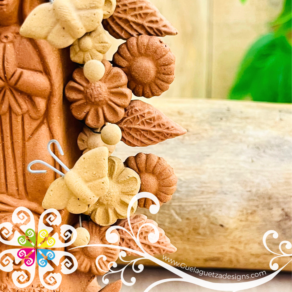 Virgen de Guadalupe Maguey Home Decor - Barro Metepec