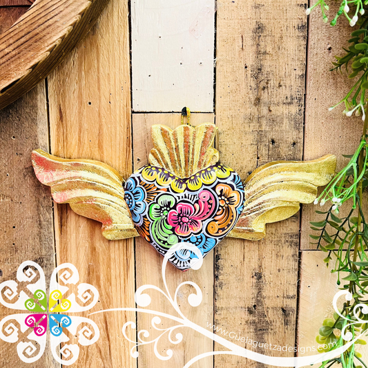 Corazón Con Alas Pintado - Wall Decor