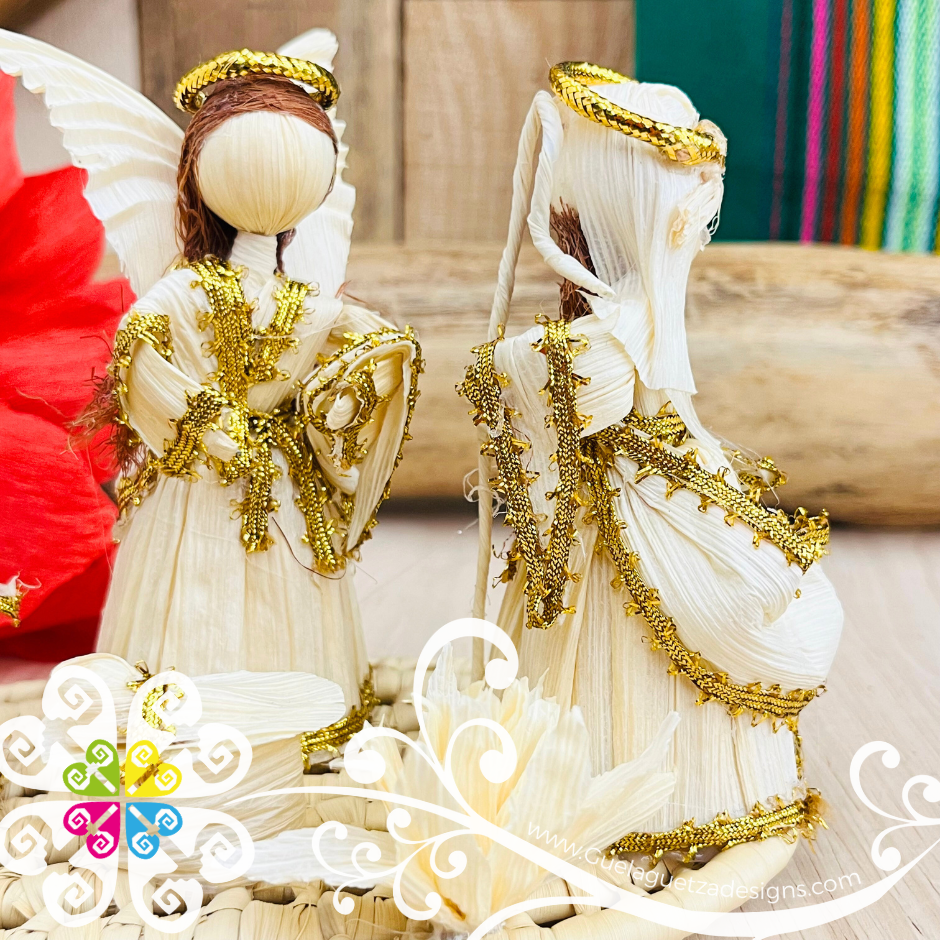 Small Natural Nativity Set of 5 pcs - Nacimiento Navideno