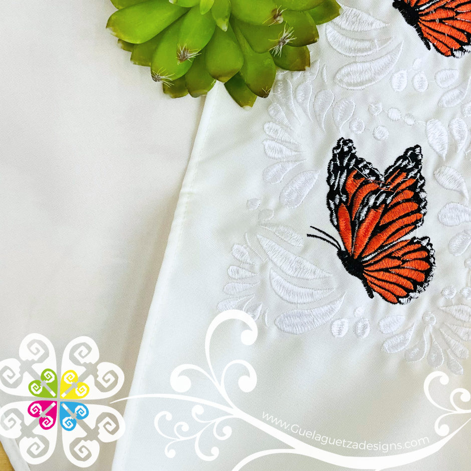 Mariposa with White Cielito Lindo Table Runner - Mexican Home