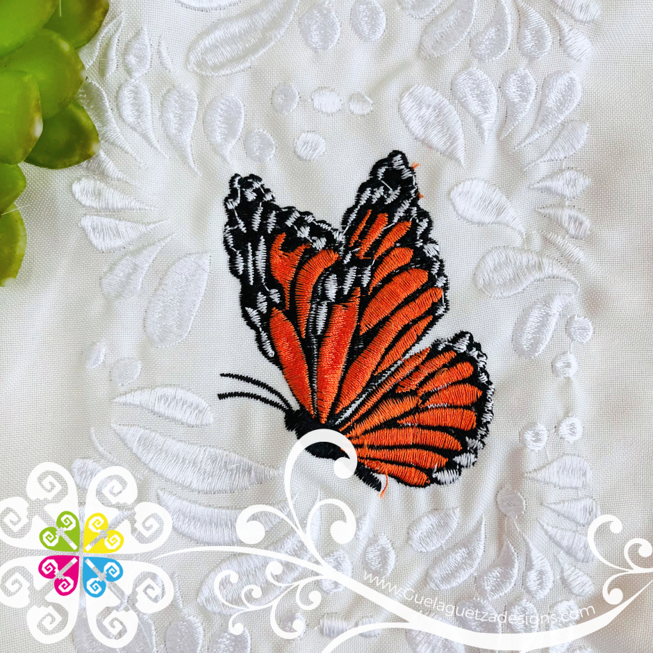 Mariposa with White Cielito Lindo Table Runner - Mexican Home