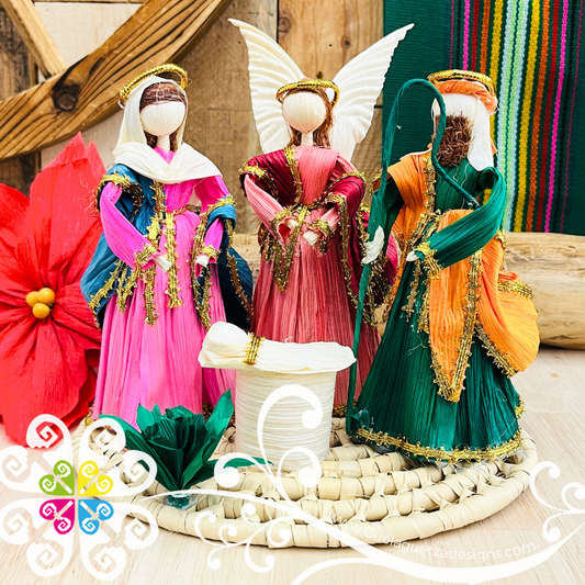 Medium Multicolor Nativity Set of 5 pcs - Nacimiento Navideno