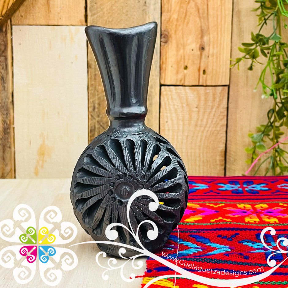Small Cartuchero Vase - Barro Negro Oaxaca