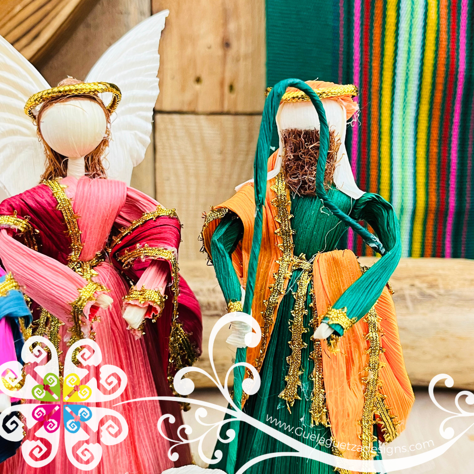 Medium Multicolor Nativity Set of 5 pcs - Nacimiento Navideno