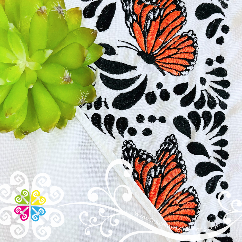 Mariposa with Black Cielito Lindo Table Runner - Mexican Home