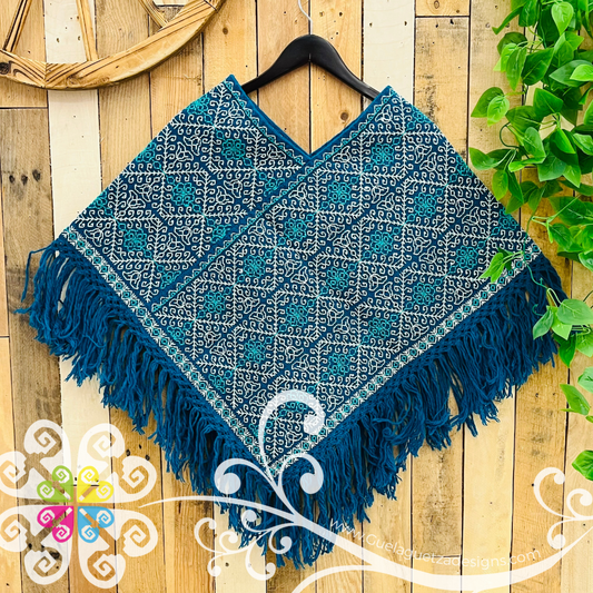 Puntada Antigua Design Embroider Poncho - Mañanita