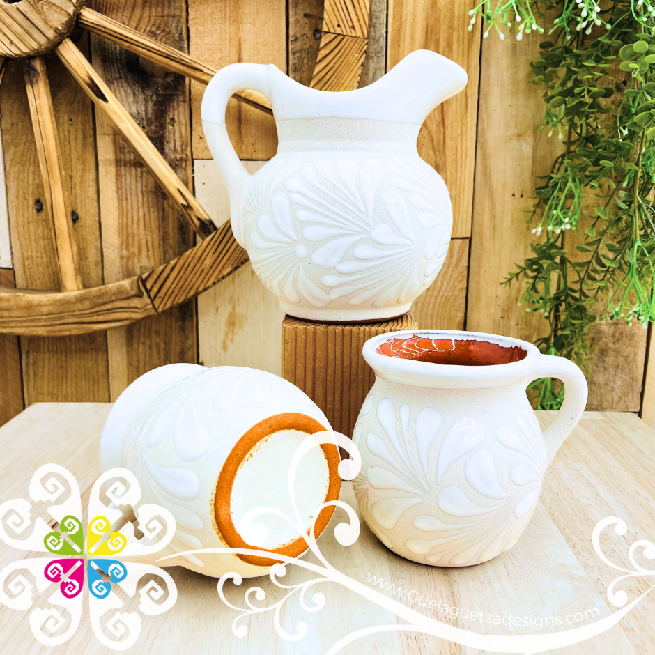 Small White Espiga Lechera Pitcher Set - 2 Mugs
