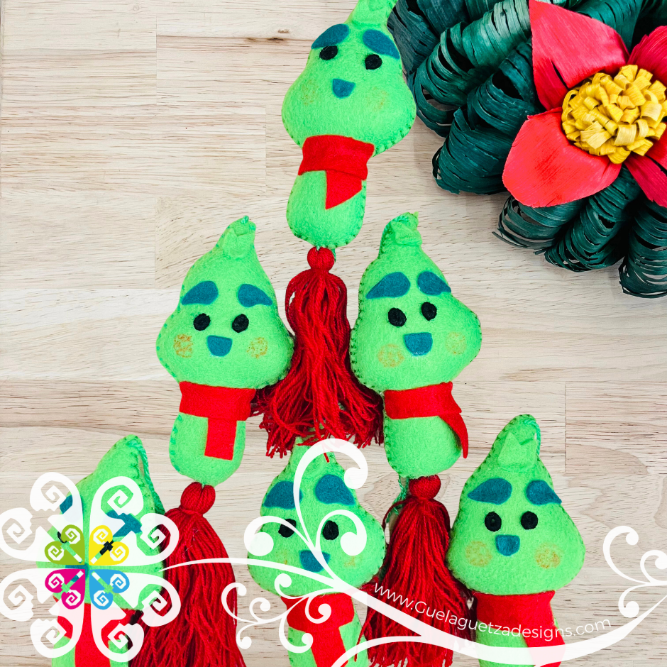El Grinchy Pom Pom Sets - Christmas Ornaments