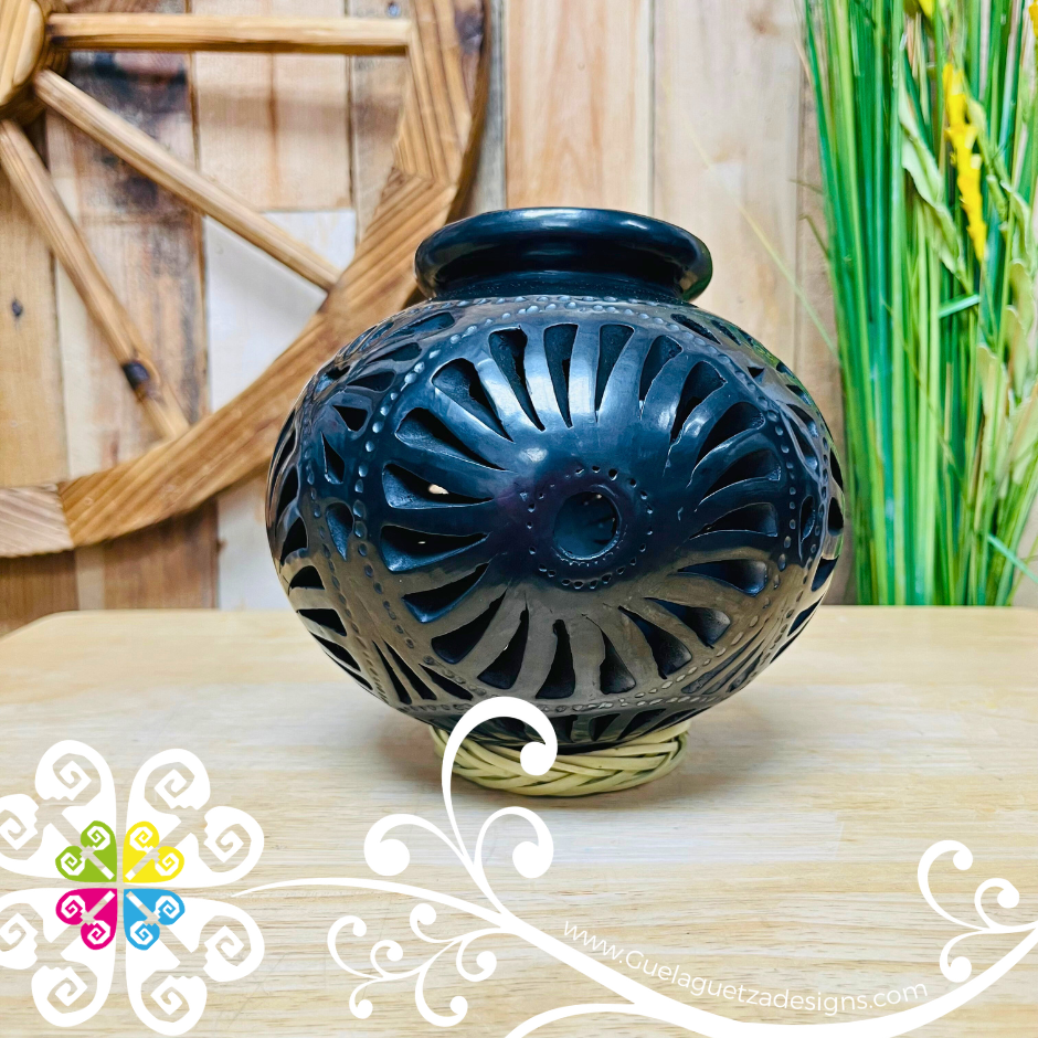 Medium Calado Cantarito Black Clay Vase - Barro Negro Oaxaca