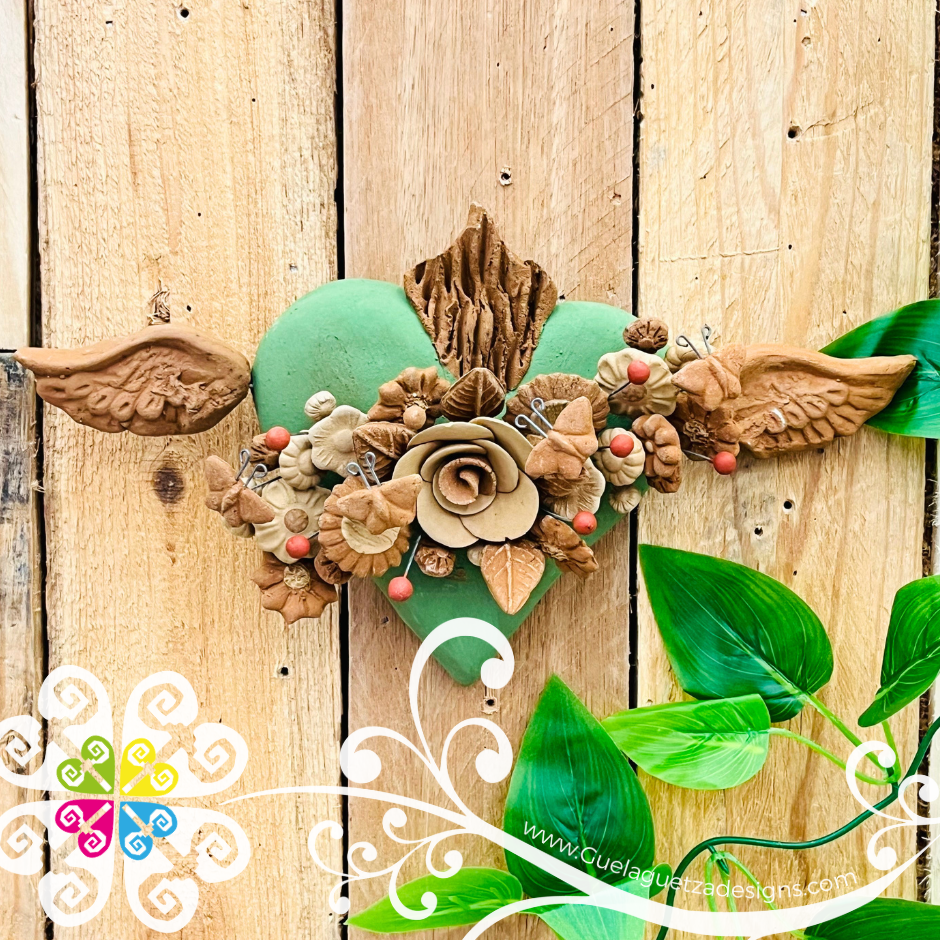 Corazon Alitas Home Decor - Barro Metepec