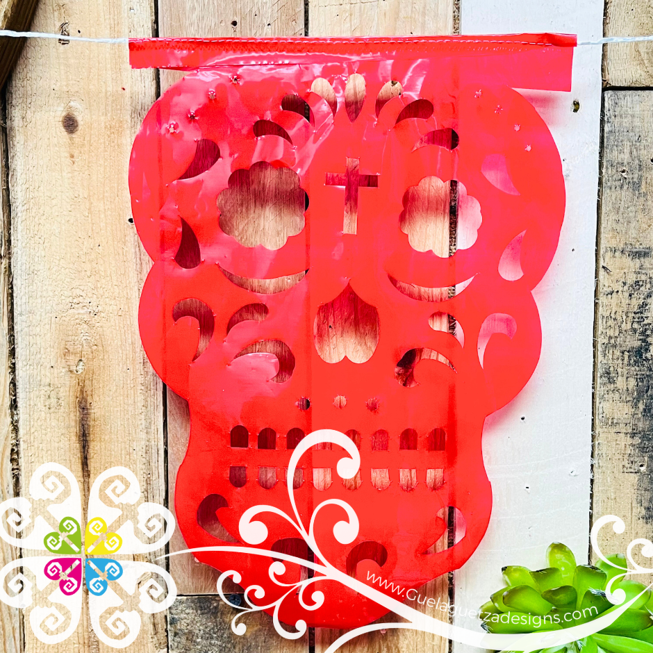 Medium Skull Design- Plastico Picado Banner