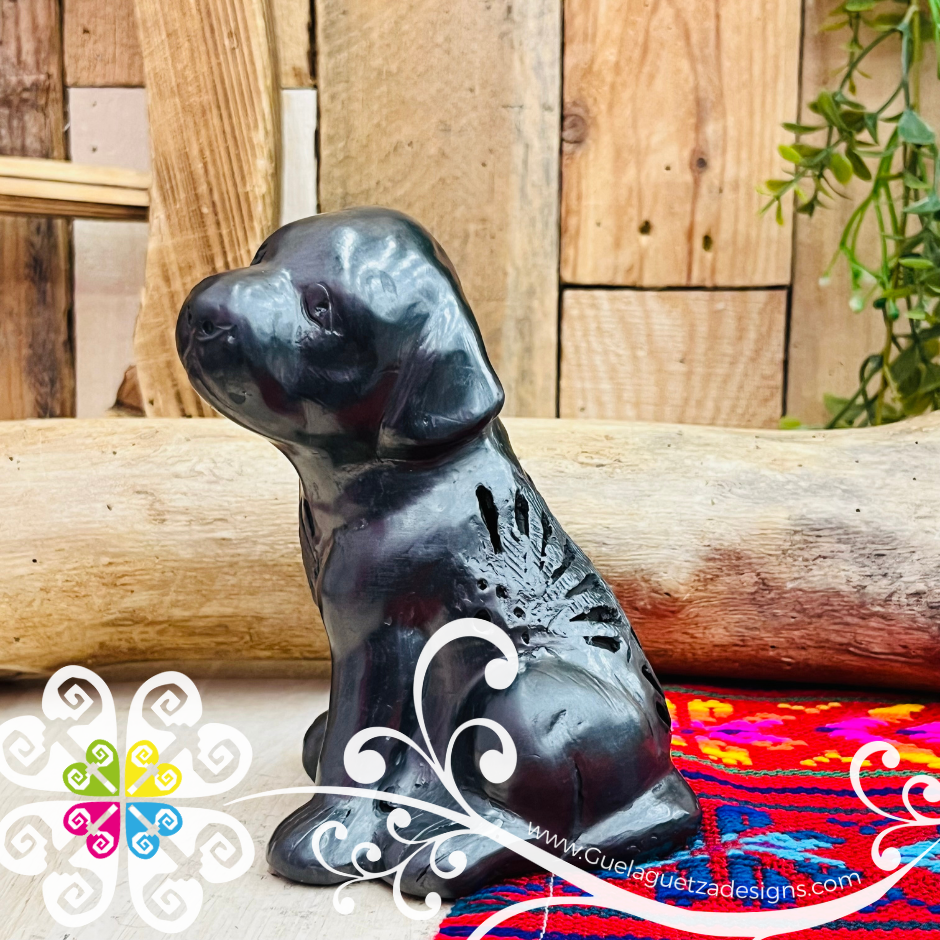 Labrador Dog Black Clay Figure - Barro Negro Oaxaca