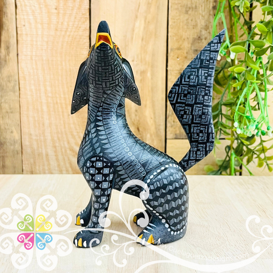 Medium Xoloitzcuintle Alebrije- Handcarve Wood Decoration Figure