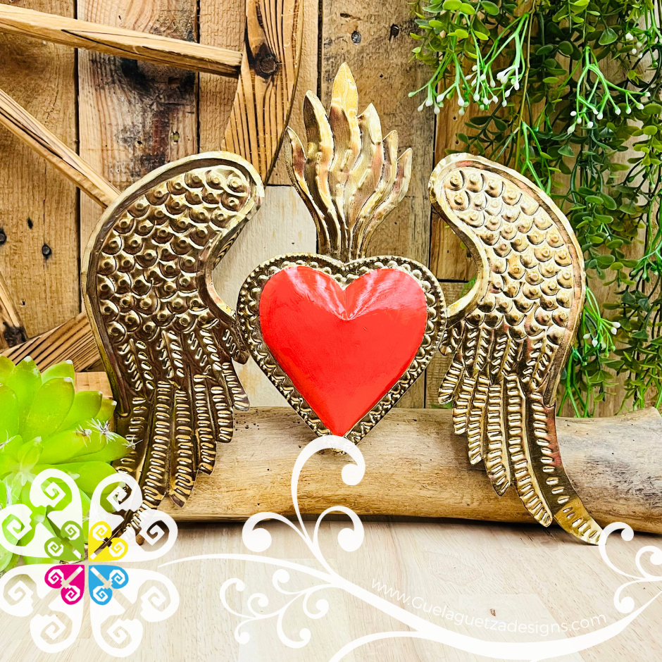 Medium Corazon Milagro con Alas - Hojalata San Miguel Collection