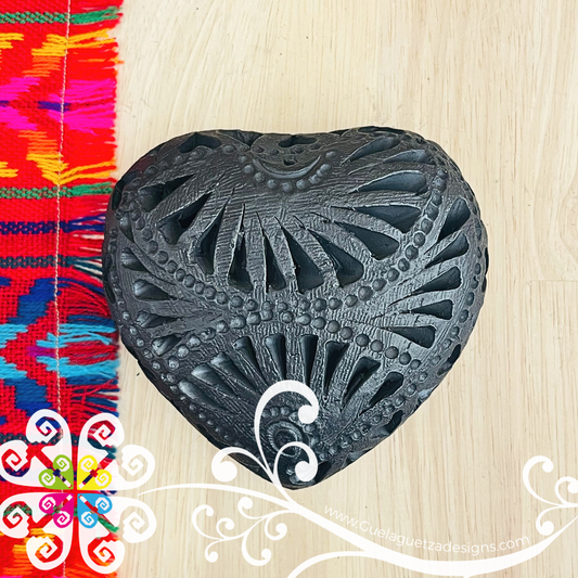 Medium Corazon De Pared - Barro Negro Oaxaca