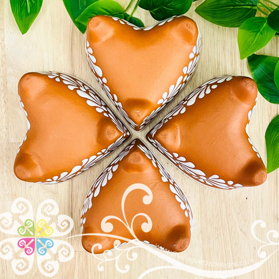 Set of 4 Natural/ White Espiga Molcajete Corazon Barro - Mexican Kitchen