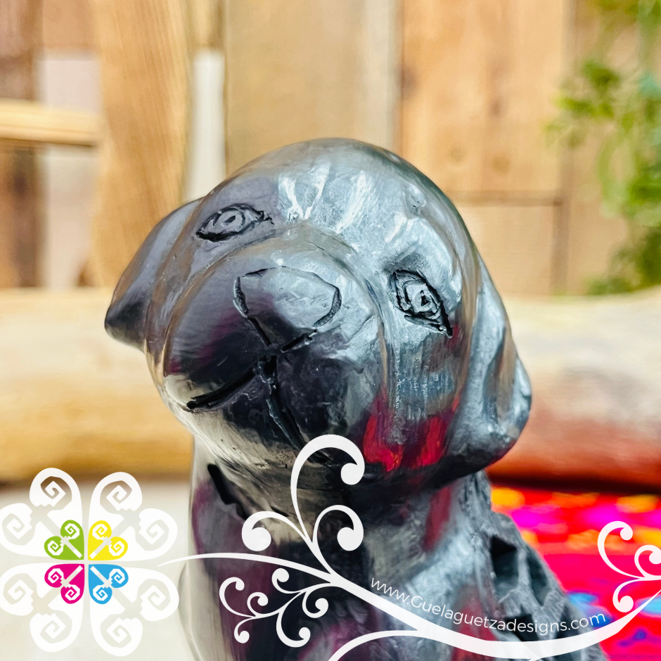 Labrador Dog Black Clay Figure - Barro Negro Oaxaca