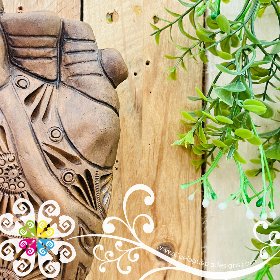 Medium Valvula Corazon De Pared - Barro Cafe Oaxaca