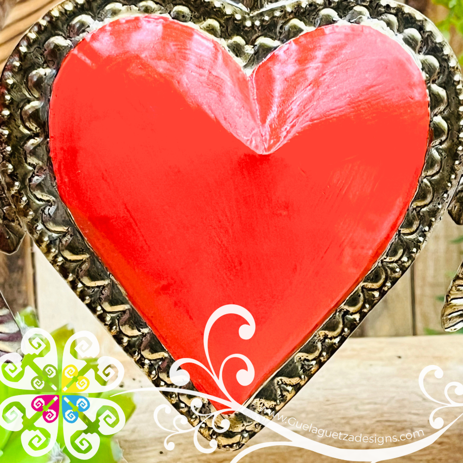 Medium Corazon Milagro con Alas - Hojalata San Miguel Collection