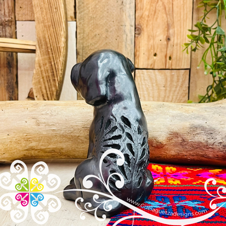 Labrador Dog Black Clay Figure - Barro Negro Oaxaca