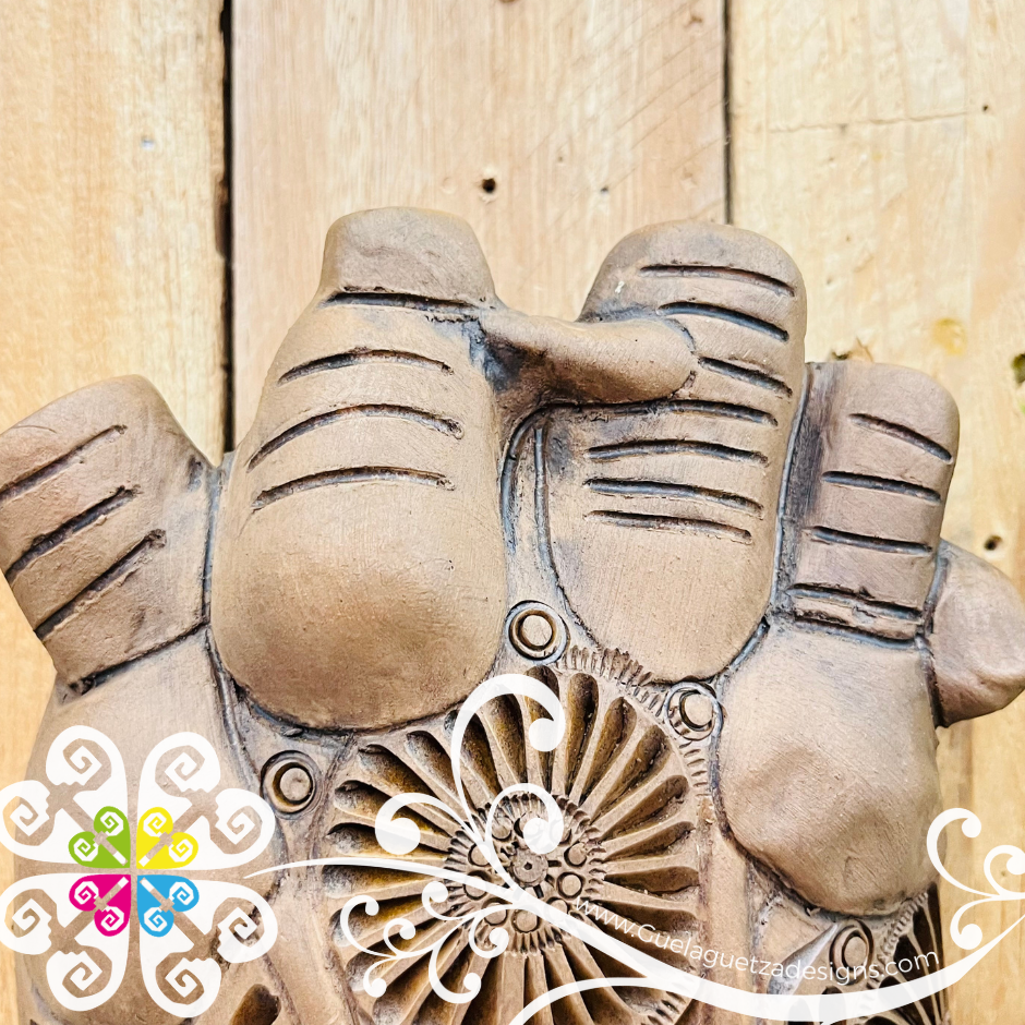 Large Valvula Corazon De Pared - Barro Cafe Oaxaca