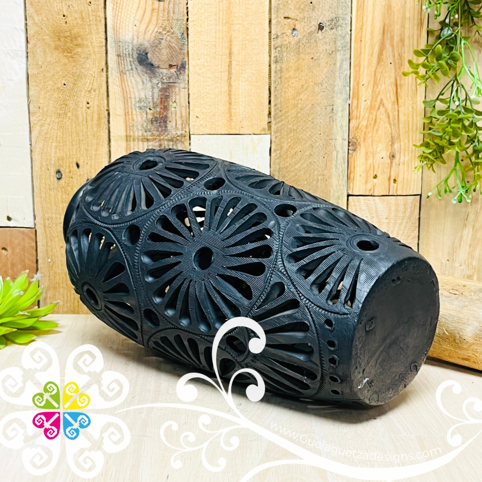 Large Historias Black Clay Vase - Barro Negro Oaxaca