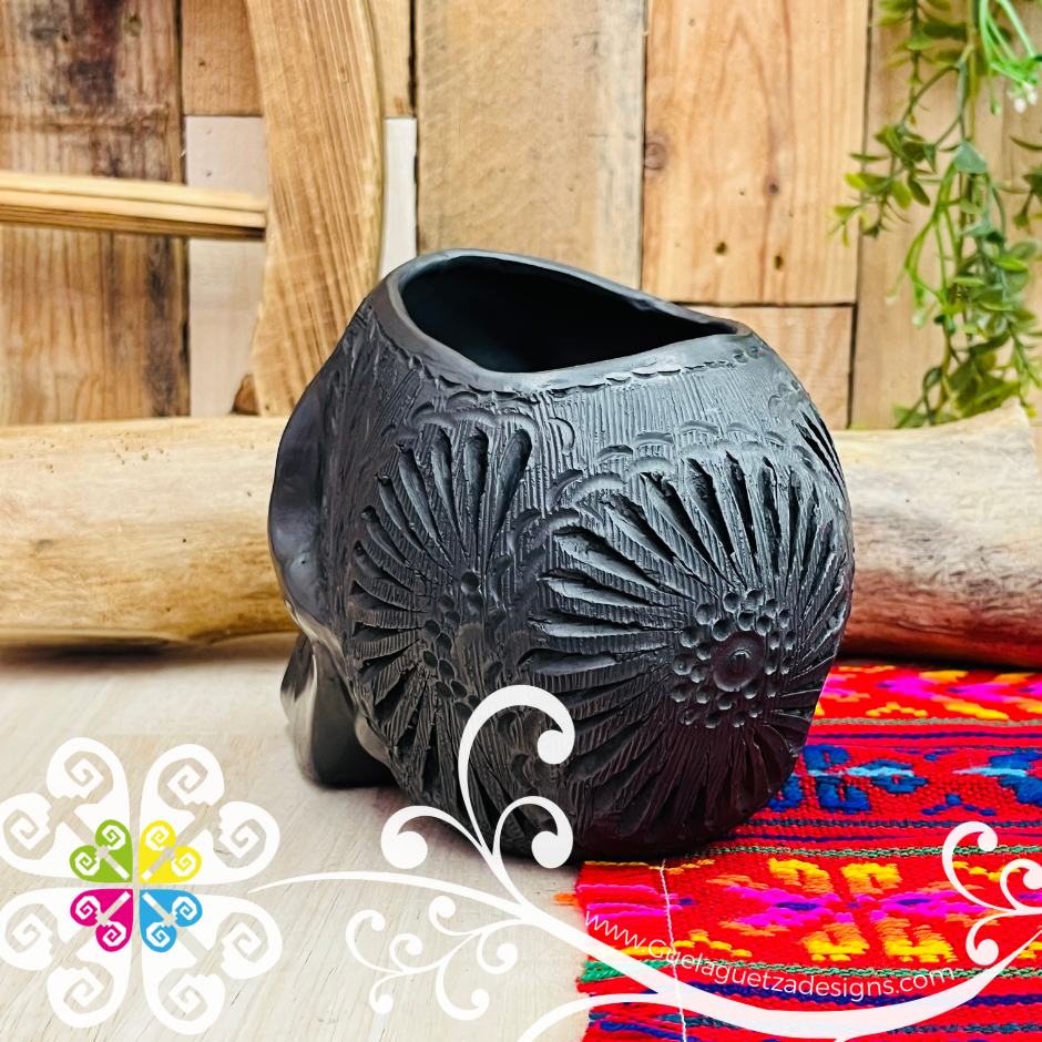 Medium Macetera Craneo  - Black Clay Oaxaca