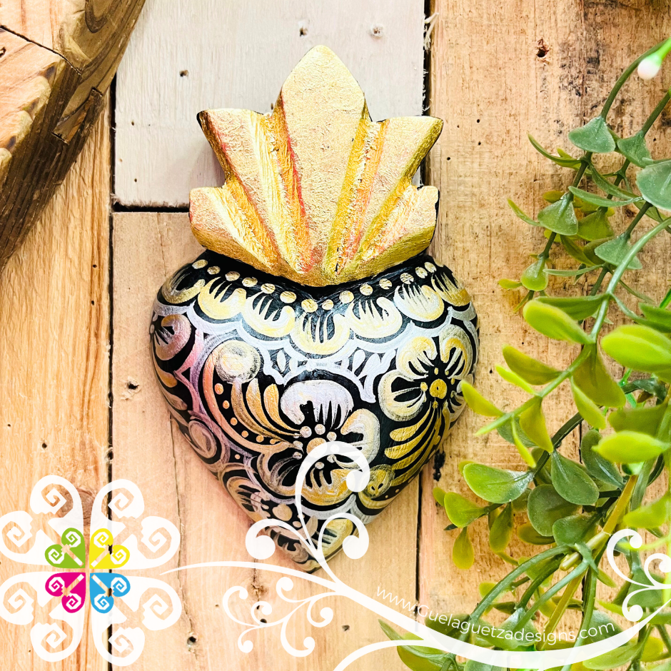 Small Corazón Pintado - Wall Decor