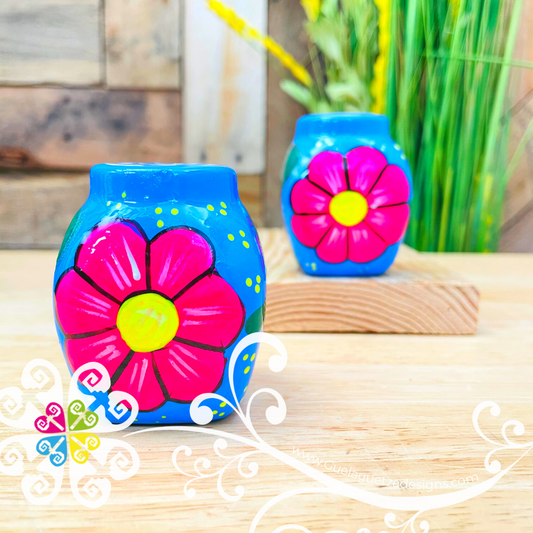 Saleritos Salt and Pepper Shaker Set