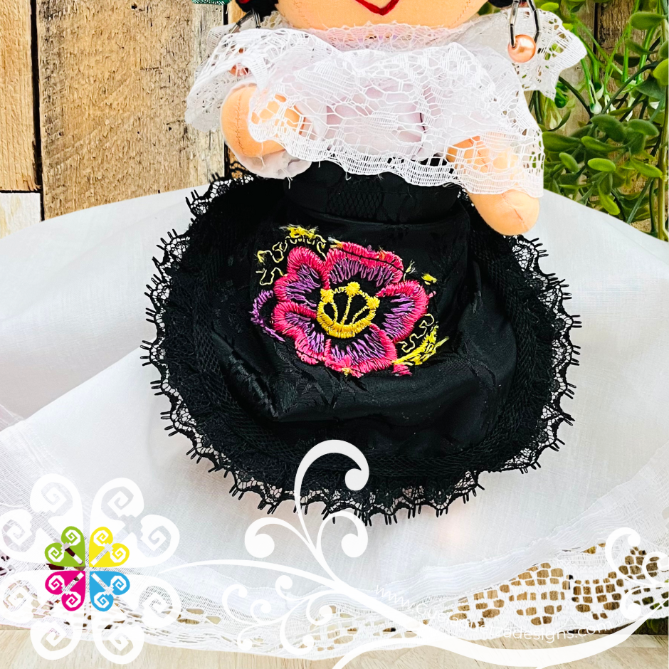 Veracruz Dress Mexican Otomi Doll - Fina