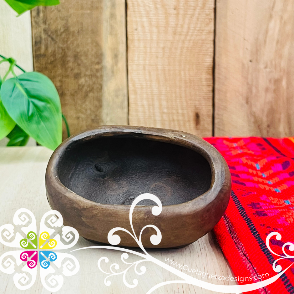 Small Oval Jewelry Box - Barro Cafe Oaxaca