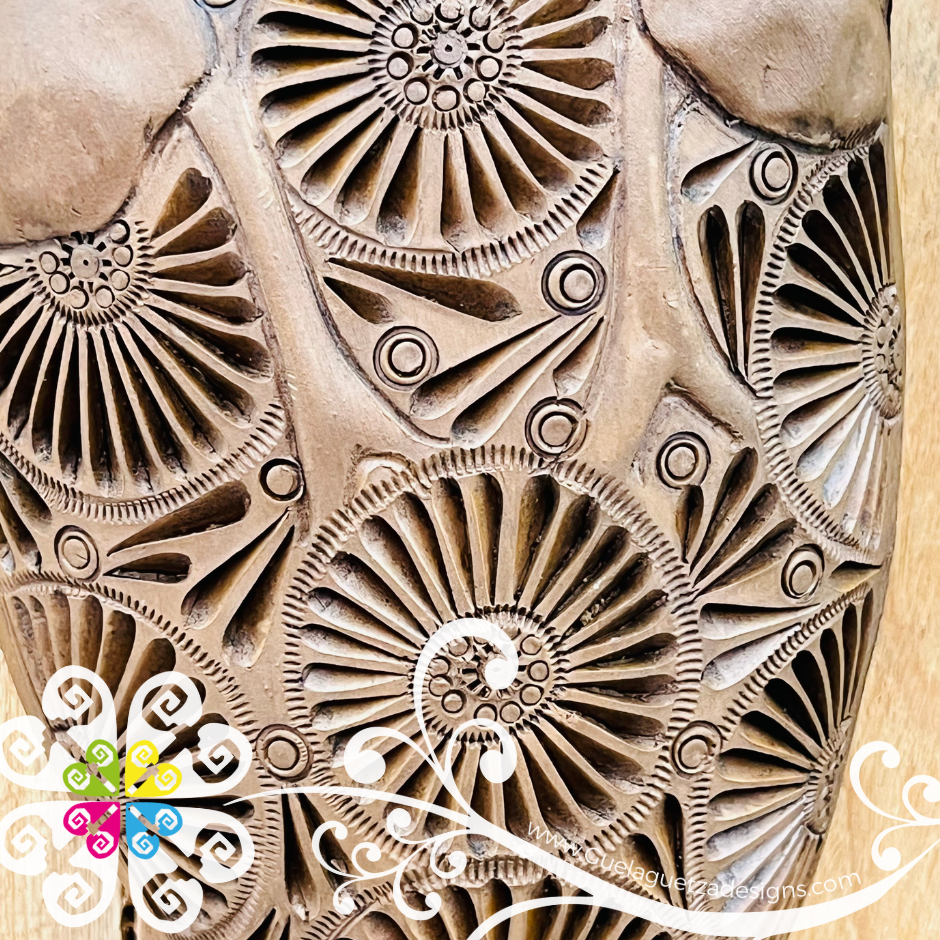 Large Valvula Corazon De Pared - Barro Cafe Oaxaca