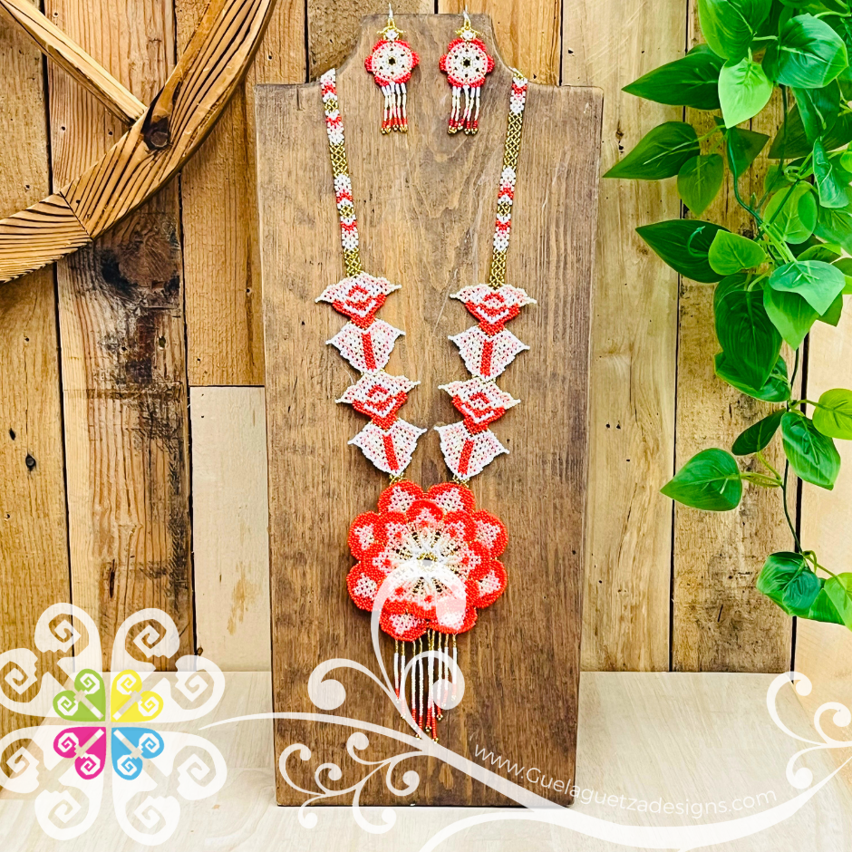 Primavera Flower Beaded Necklace Set
