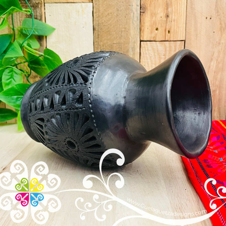 Cono Black Clay Vase - Barro Negro Oaxaca