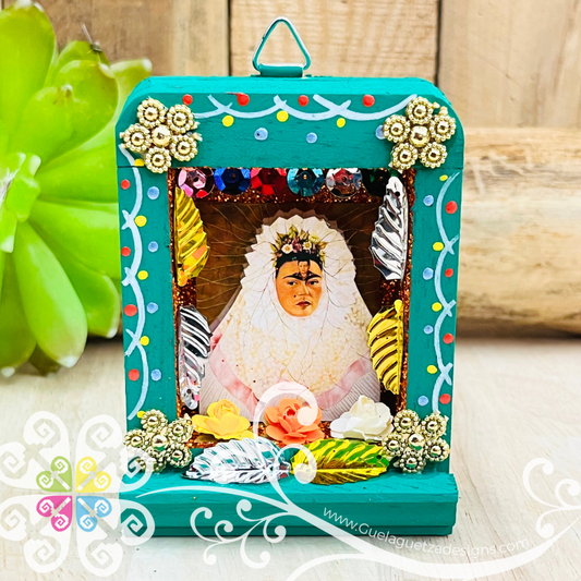 Miniature Frida Nicho Shadow Box - Cajita Decorativa