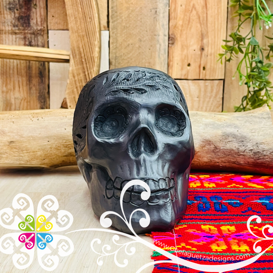 Medium Macetera Craneo  - Black Clay Oaxaca