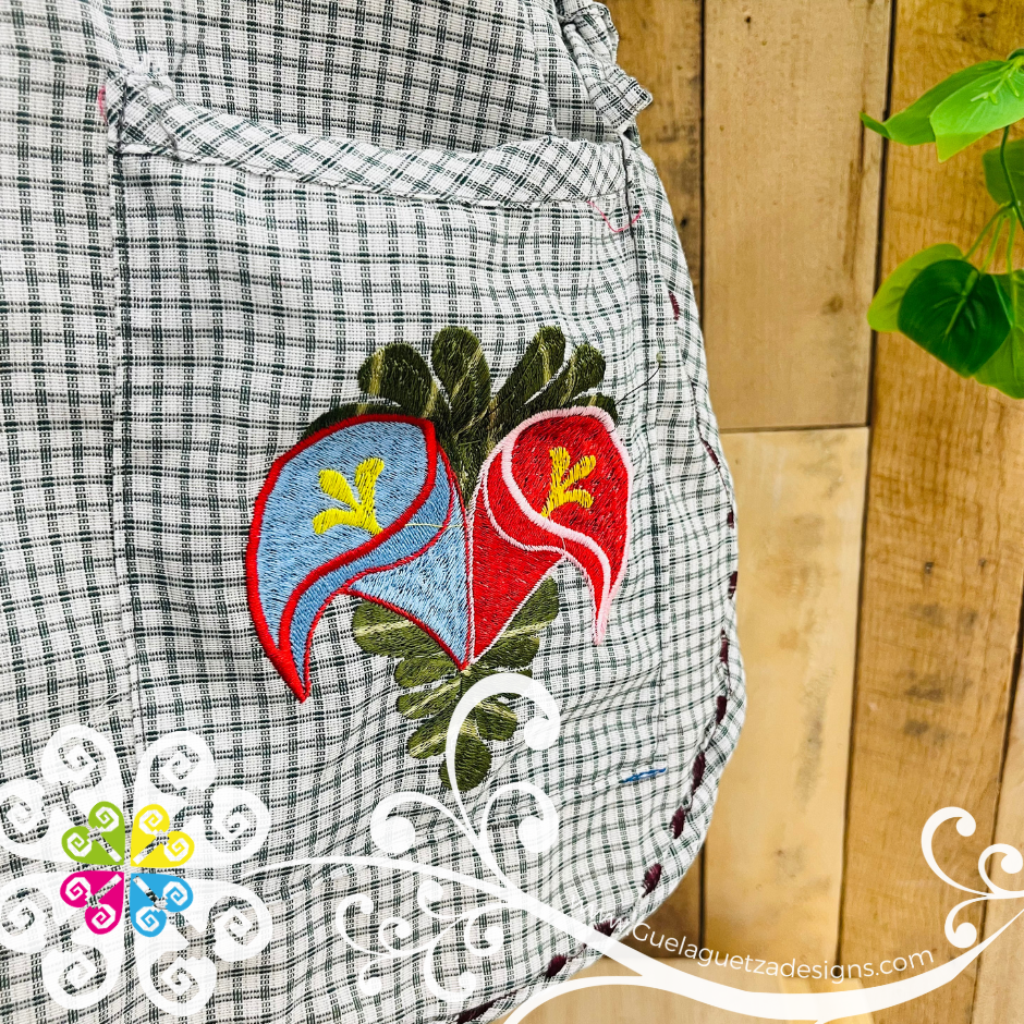 Beige Escapulario Embroider Apron - Mandil Artesanal