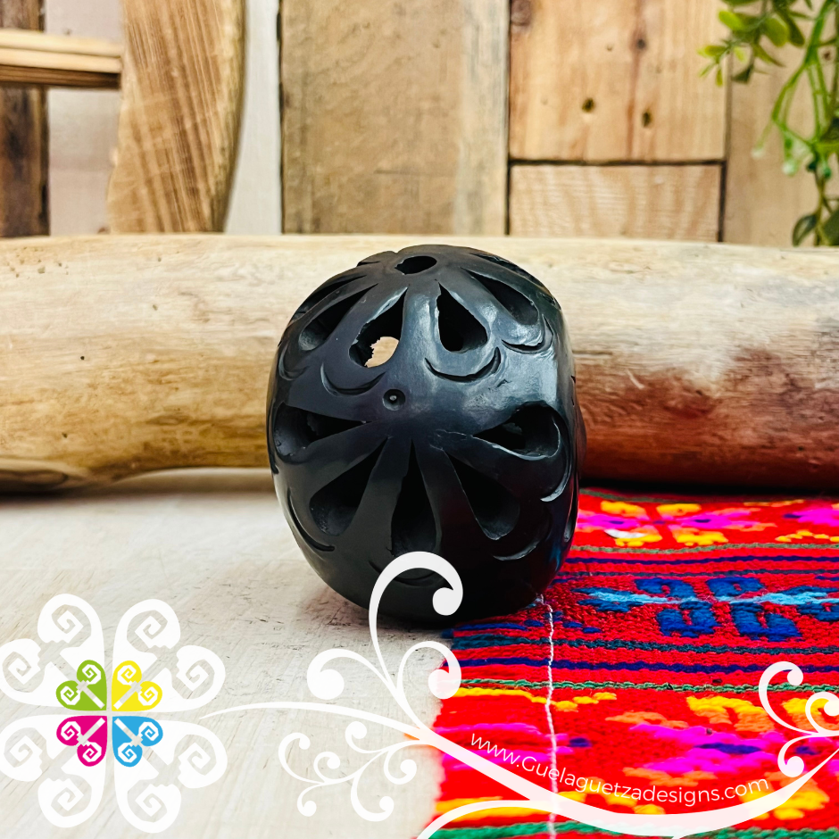 Small Calado Skull  - Black Clay Oaxaca