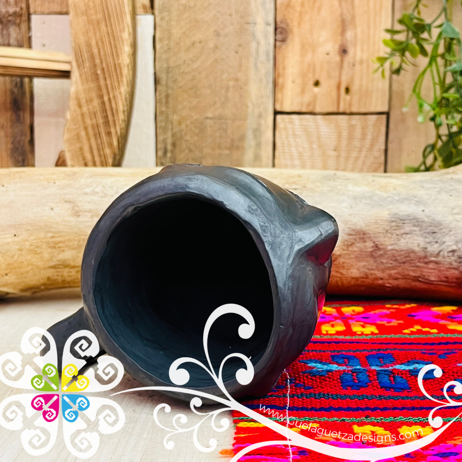 Medium Taza Olmeca Mug - Barro Negro Oaxaca
