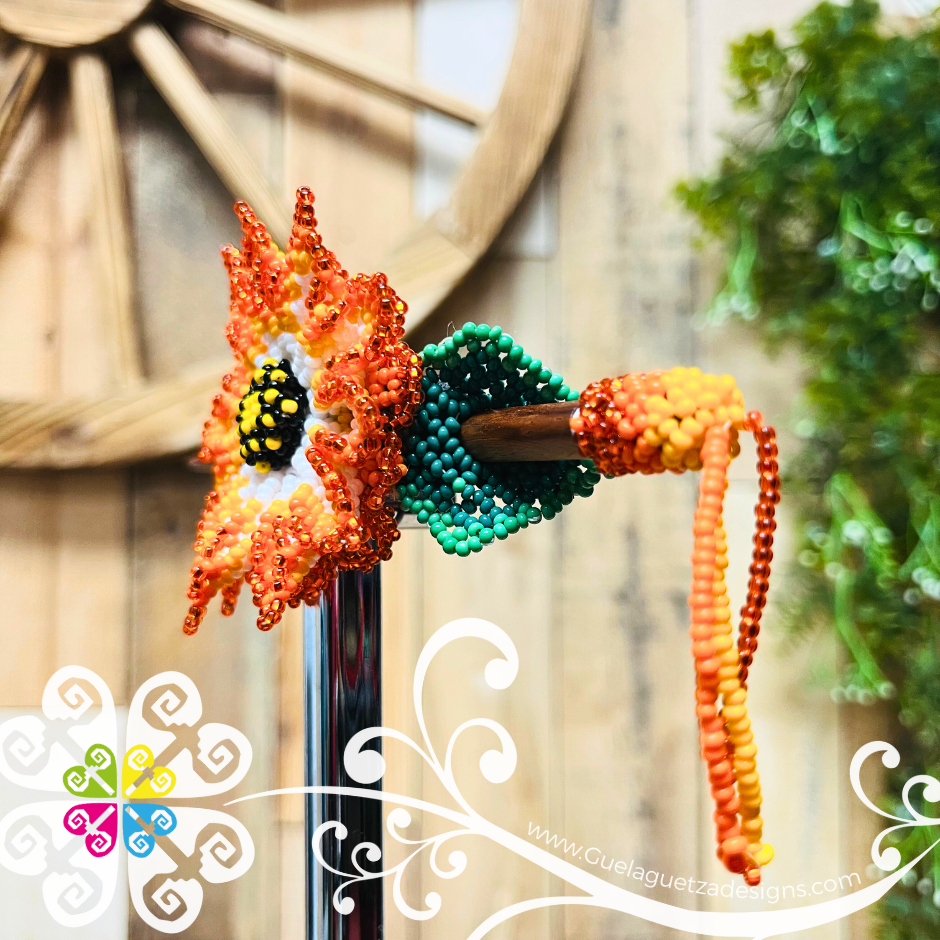 Beaded Daysi Hair Brooch